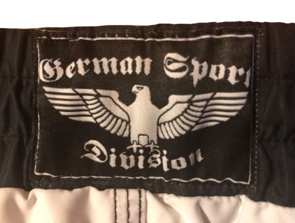+++ANGEBOT+++Premium Badehose - schwarz-weiß-rot + GRATIS Flip Flops Sonnenbraun (Wert 19,90€)